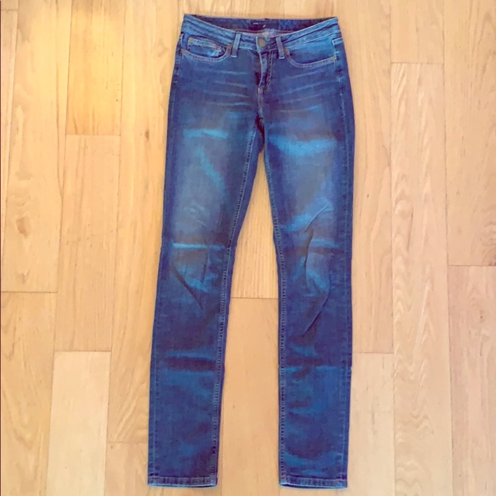 Marc Jacobs low rise skinny leg jeans, size 27.
